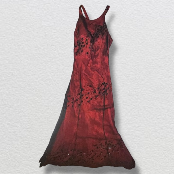 Vintage Red Floral Beaded Elegant Prom Ball Formal Gown Dress - Picture 2 of 11